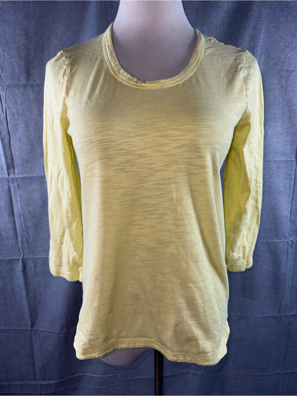 3161-Chico's Buttercup Yellow Long Sleeve Crewneck Tee
